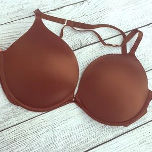 32DD Fredericks Of Hollywood bra